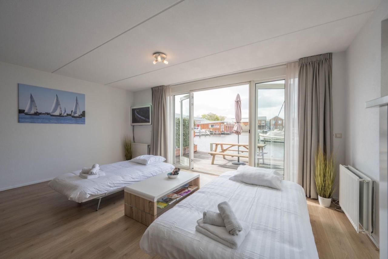 Meerzicht 70 - Vakantiehuis Aan Het Water! Uitgeest Exterior foto